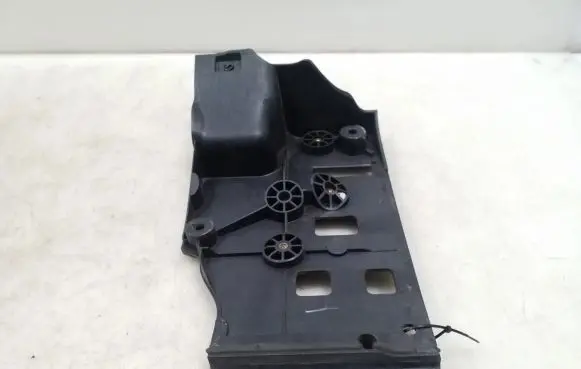 Land Rover Range Rover Sport L320 Battery bracket 