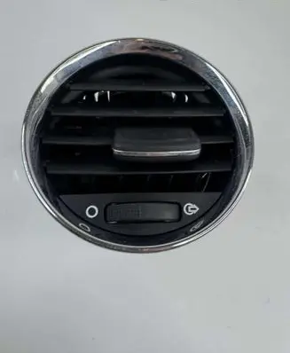 Peugeot 308 Dash center air vent grill 9658515377 05190 305038