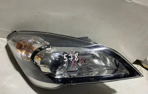 KIA Ceed Headlight/headlamp