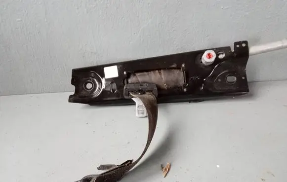 Volvo V70 Front seatbelt G6041213LHC