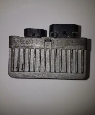 Opel Insignia A Glow plug pre-heat relay 09180815