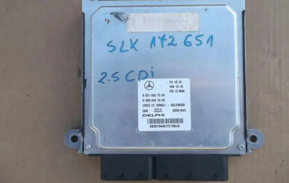 Mercedes-Benz E W212 Engine control unit/module A0064461540