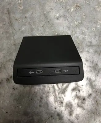 Volkswagen ID.3 USB socket connector 5NA035736BILI 5NA035736 10A863099