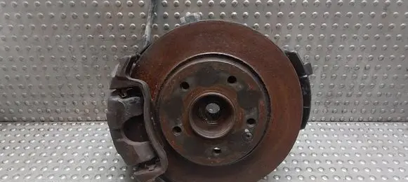 Mercedes-Benz A W168 Front wheel hub spindle knuckle 6813