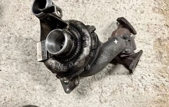 Jeep Grand Cherokee (WK) Turbo A6420900280 JDV03365F 7576081