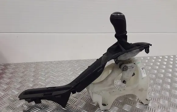 Suzuki Baleno IV Gear shifter/selector 28100m68p00