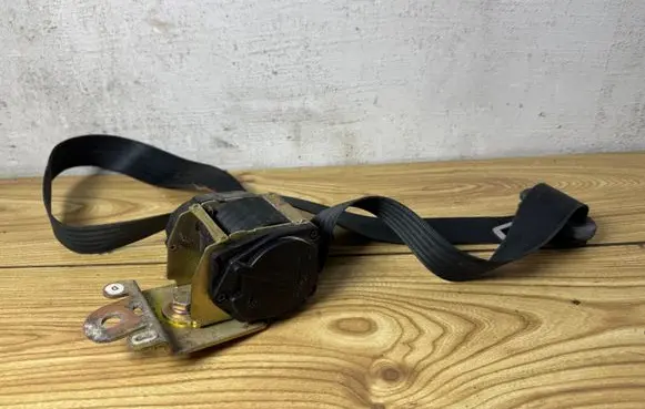 Fiat Ducato Front seatbelt 11248102