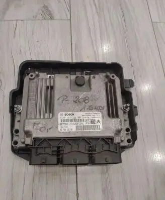 Peugeot 208 Engine control unit/module ECU 0281018228