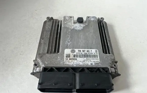 Volkswagen Touareg II Engine control unit/module 7P0907401F 4G0907401 0281017733
