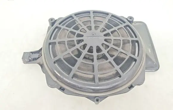 Audi A4 S4 B6 8E 8H Subwoofer speaker 8E5035412B