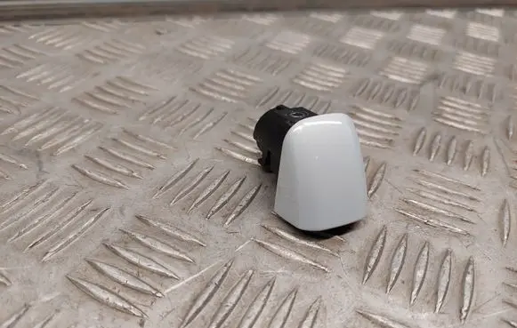Audi Q5 SQ5 Rear door handle cover 8T0837167A