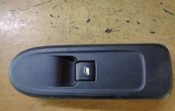 Peugeot 508 Electric window control switch 98026388ZD