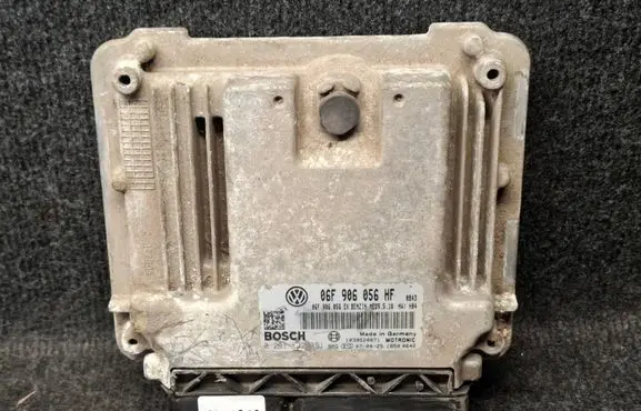 Skoda Octavia Mk2 (1Z) Engine control unit/module 06F906056HF 06F906056EK 0261S02391