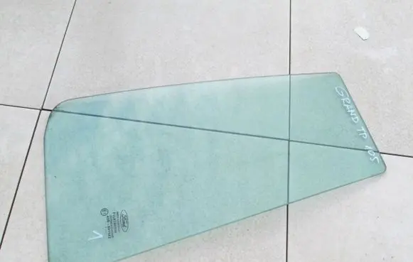 Ford Grand C-MAX Sliding door window/glass AM51U25830A