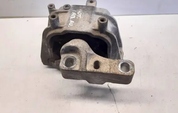 Volkswagen Golf VI Engine mount bracket 1K0199262CN