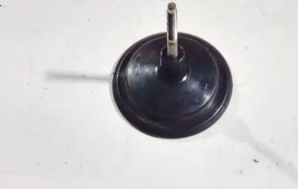 Ford Focus Spare wheel bolt 