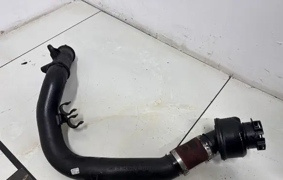 Mercedes-Benz A W176 Intercooler hose/pipe A6070900342