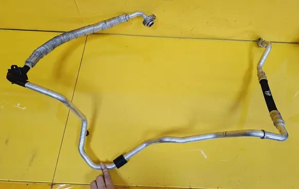 Seat Ibiza IV (6J,6P) Air conditioning (A/C) pipe/hose