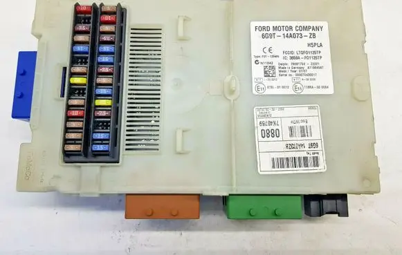 Ford S-MAX Fuse module 6G9T14A073ZB nr1653