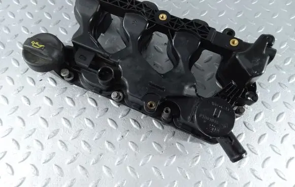 Toyota ProAce City Rocker cam cover 9827622780