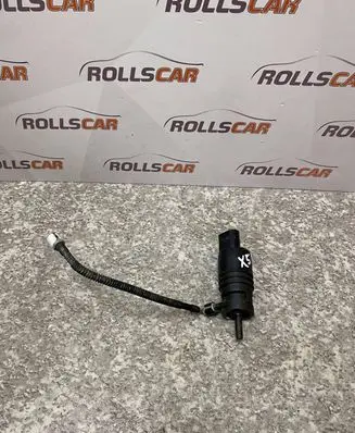 BMW X5 E70 Windscreen/windshield washer pump 693416001