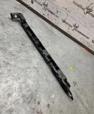 BMW 7 E65 E66 Rear bumper mounting bracket 7135608