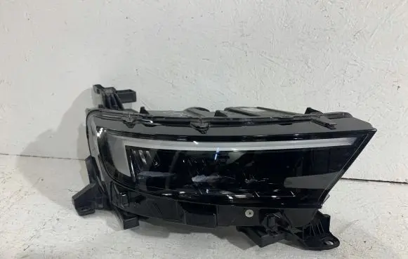 Opel Mokka B Headlight/headlamp