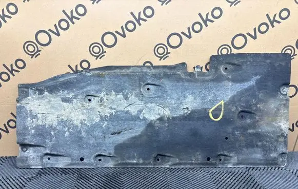 Audi A8 S8 D4 4H Side bottom protection 4H0825206A