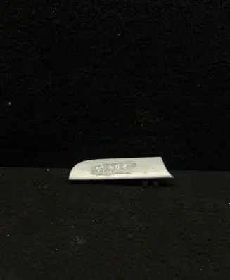 Volkswagen Touran I Dashboard glove box trim 1t1858418c