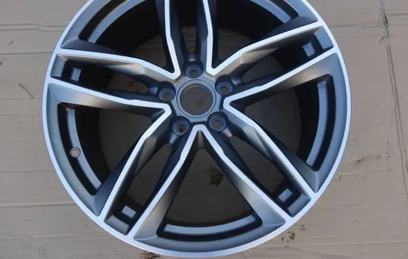 Audi TT TTS RS Mk3 8S R20 alloy rim 8S0601025BF