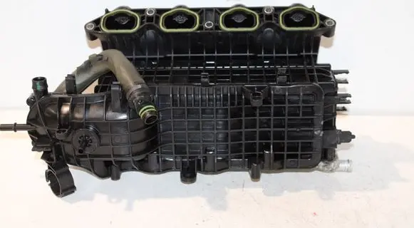 Volkswagen Golf VII Intake manifold 04E129711L 04E145749B