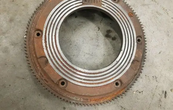 Volkswagen Jetta I Flywheel 067105273B
