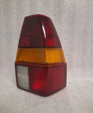 Volkswagen PASSAT B2 Rear/tail lights