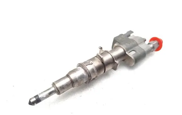 BMW 3 E90 E91 Fuel injector 7589048 7589048-06