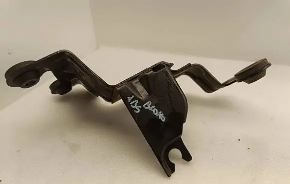 Chrysler Pacifica ABS pump bracket 