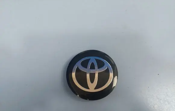 Toyota Corolla Verso AR10 Original wheel cap PZ406E96701C