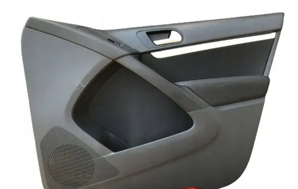 Volkswagen Tiguan Front door card panel trim 5N0867012B