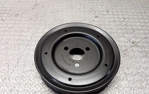 Audi A6 S6 C4 4A Power steering pump pulley 054145255