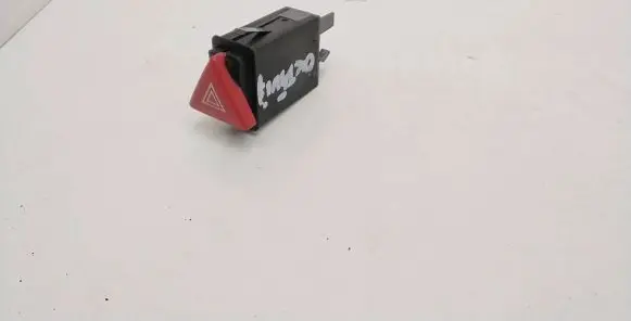 Skoda Octavia Mk2 (1Z) Hazard light switch