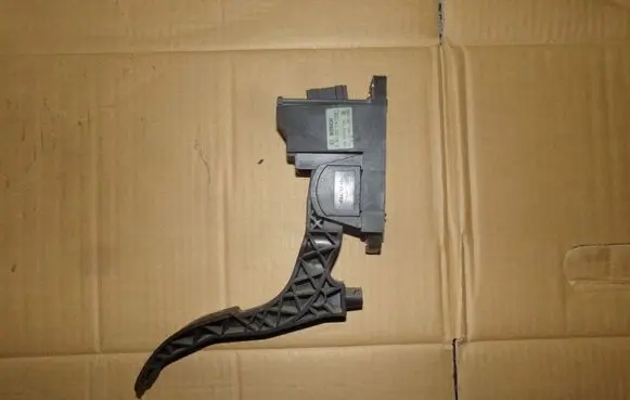 Seat Ibiza III (6L) Accelerator throttle pedal 0281022378