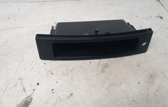 Mercedes-Benz Sprinter W901 W902 W903 W904 Dashboard storage box/compartment A9066890147