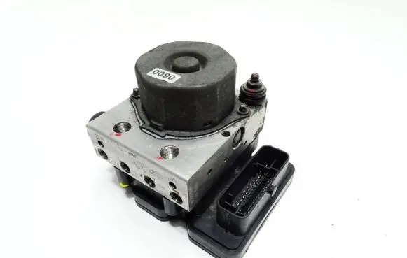 Suzuki Swift II ABS Pump 5611068LA0 269520