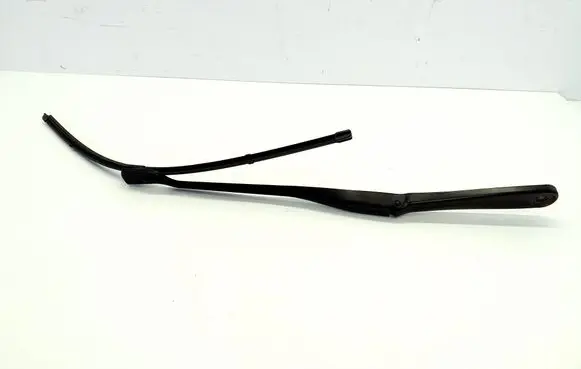 BMW 5 G30 G31 G38 Front wiper blade arm 9463860