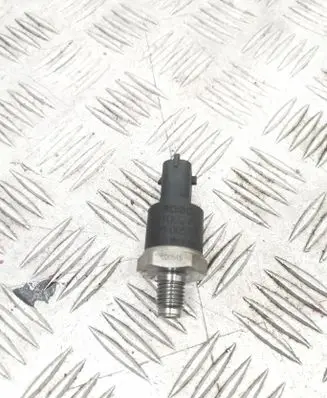 BMW 5 E39 Fuel pressure sensor 0281002475 020515 29125005791