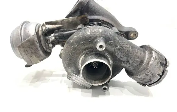 Audi A4 S4 B6 8E 8H Turbo 038145702G