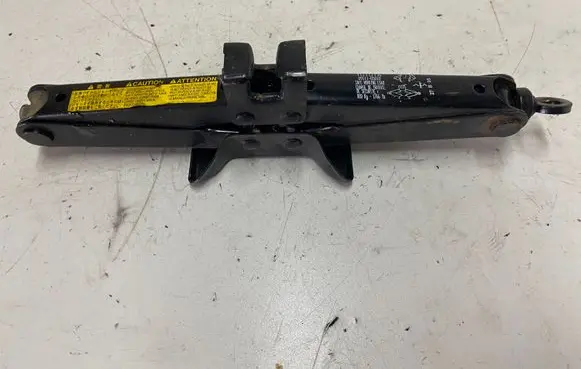 Toyota Avensis T250 Lift Jack 0911105010