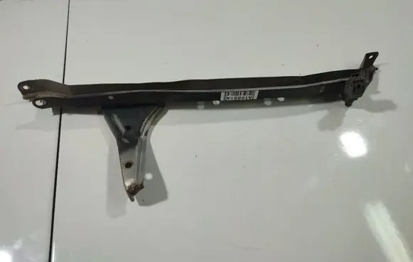 Toyota Avensis Verso Other exterior part