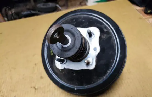 Chrysler 300 - 300C Brake booster P04779266AE