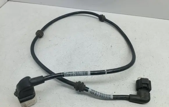 Mercedes-Benz E W213 Brake pads wear sensor A2135402905 2135402905