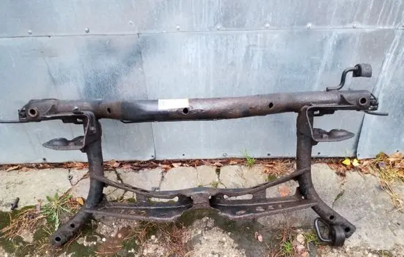 Volkswagen Touran II Rear subframe 1K0505315BH
